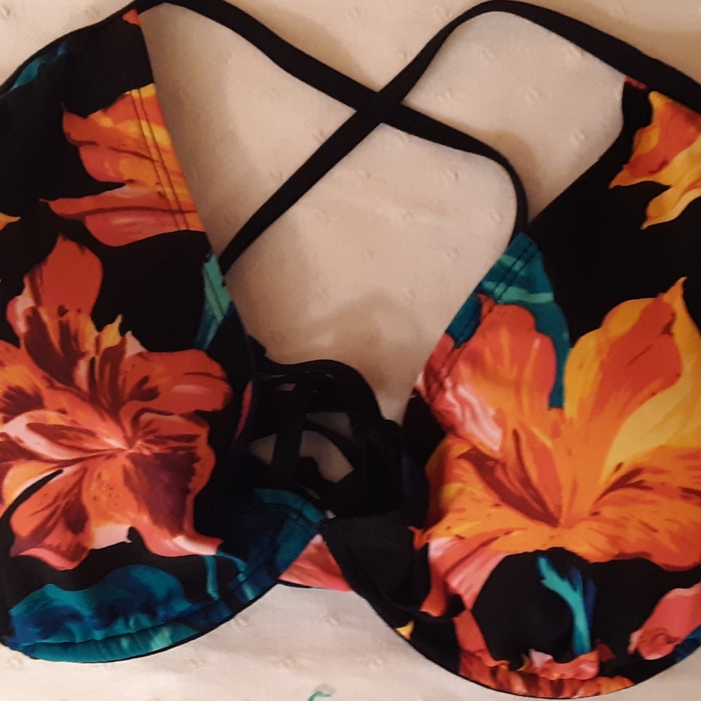 Floral print swim top